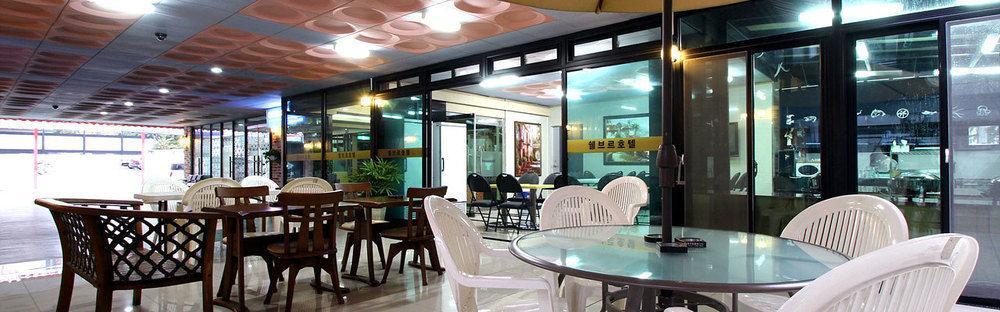 Cherbourg Hotel Cheonan Esterno foto