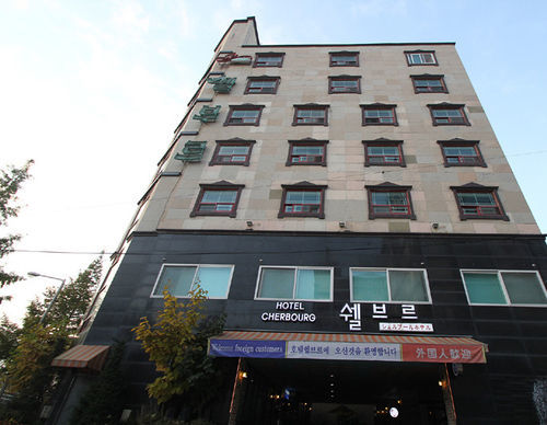 Cherbourg Hotel Cheonan Esterno foto